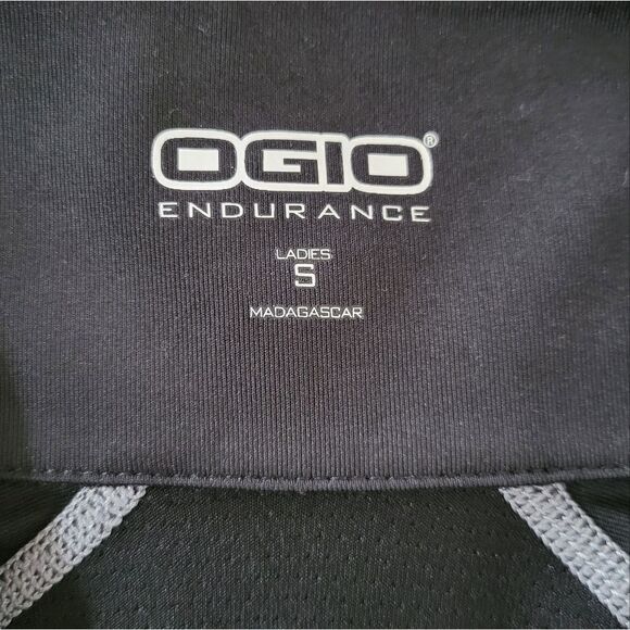 OGIO ENDURANCE Women's Black Nexus 1/4-Zip Pullover - Picture 5 of 14